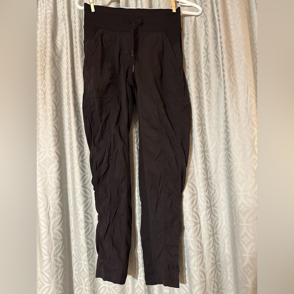 Lululemon Dance Studio Mid Rise Cropped Pant Adjustable Safflower Black Womens 2